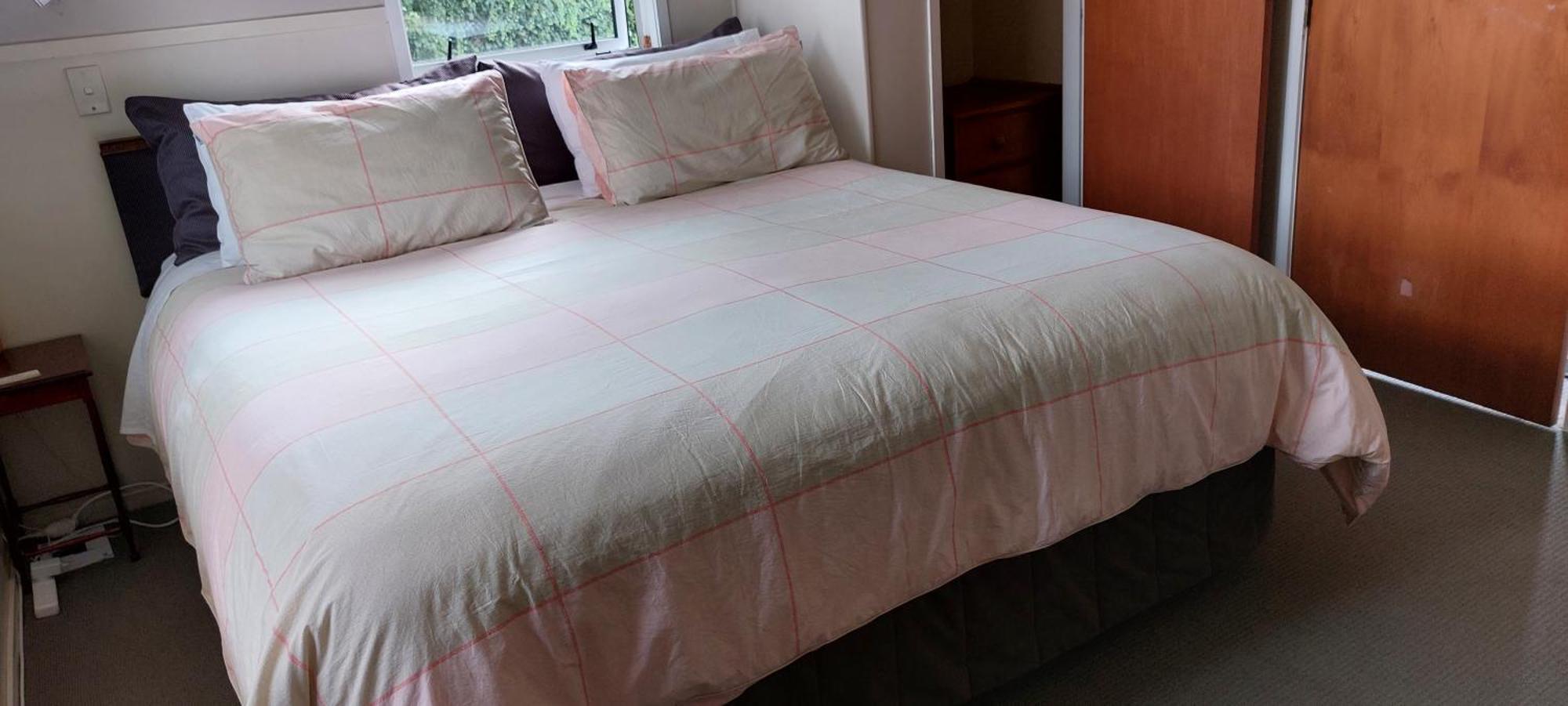 Bed And Breakfast Happy Home Taupo Accommodation Extérieur photo