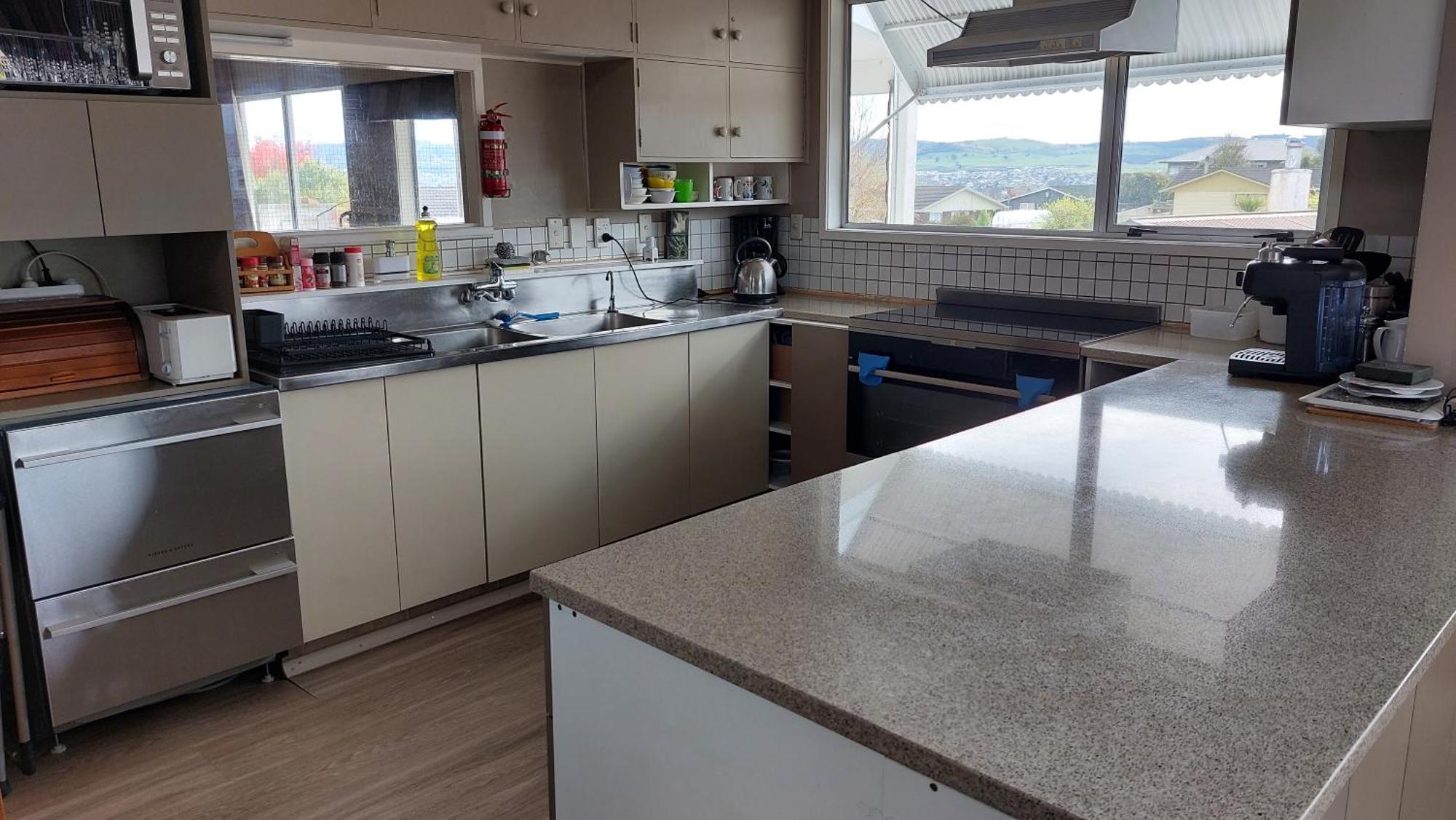 Bed And Breakfast Happy Home Taupo Accommodation Extérieur photo