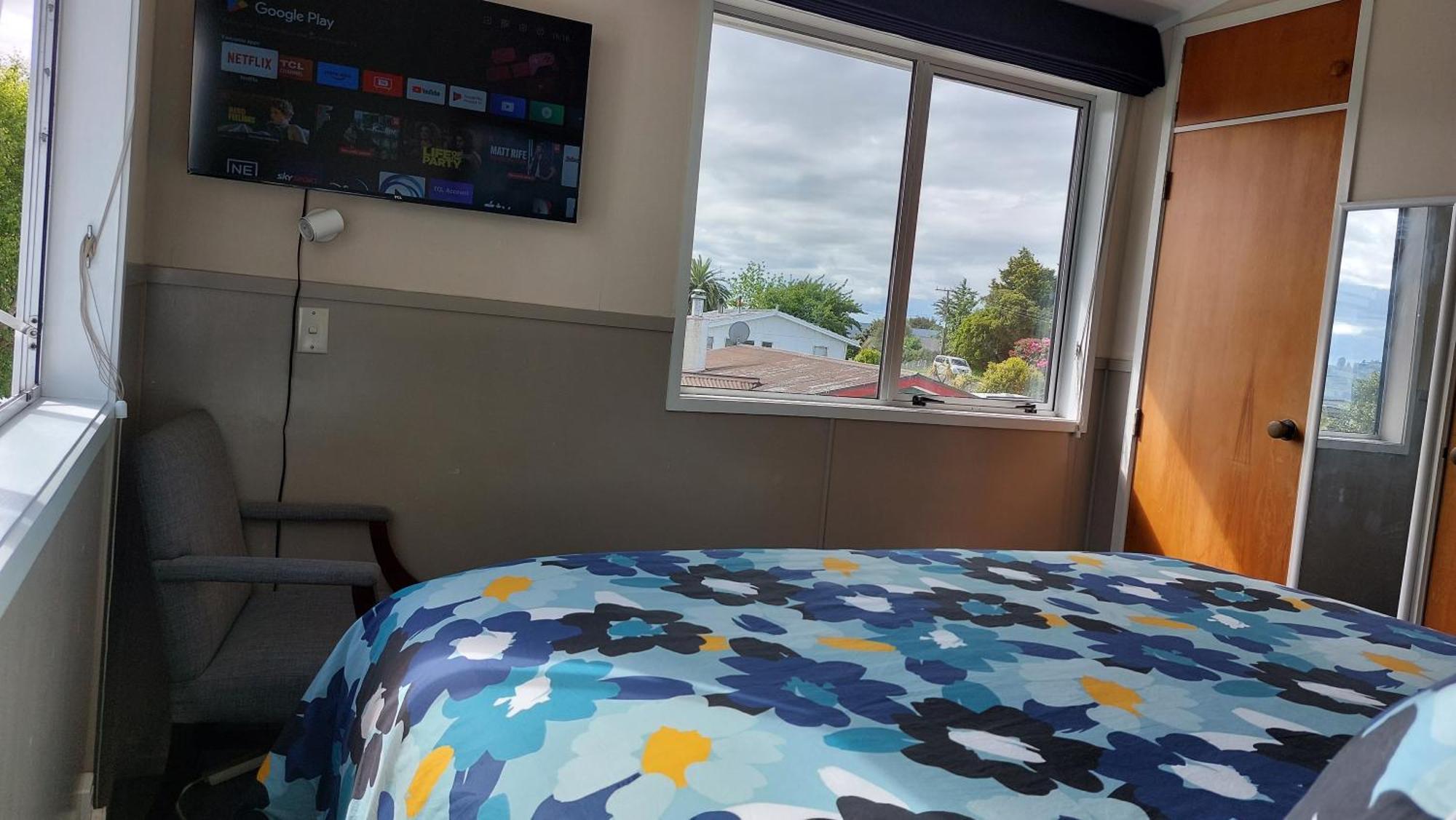 Bed And Breakfast Happy Home Taupo Accommodation Extérieur photo