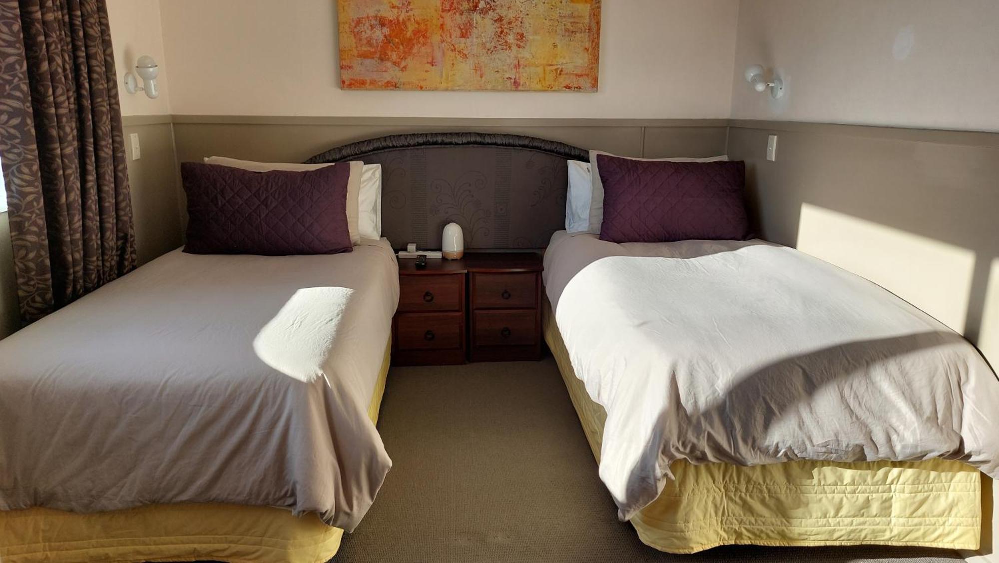 Bed And Breakfast Happy Home Taupo Accommodation Extérieur photo