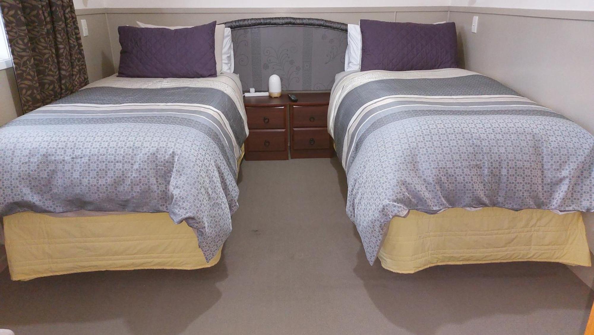 Bed And Breakfast Happy Home Taupo Accommodation Extérieur photo